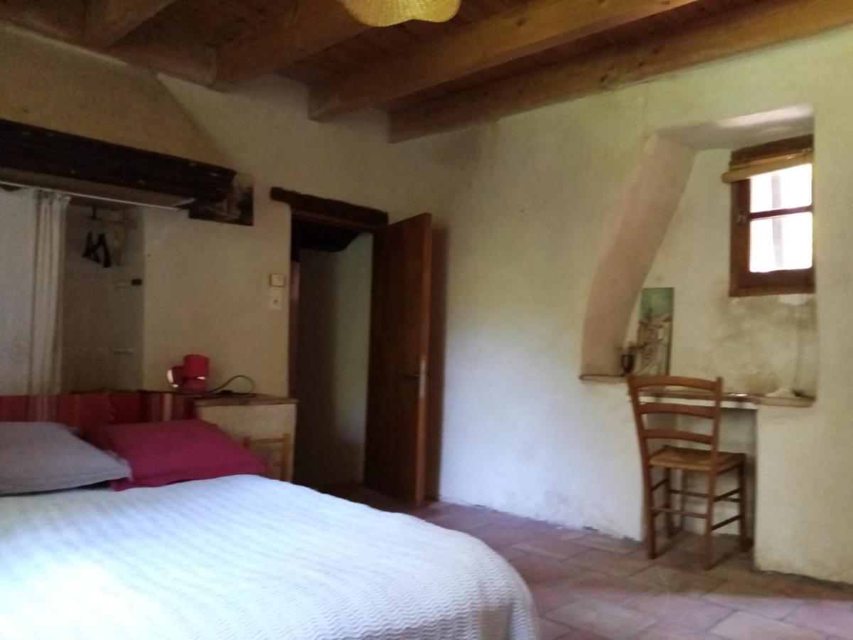 Mas Des Nabieres Bed & Breakfast Saint-Martial  Eksteriør bilde