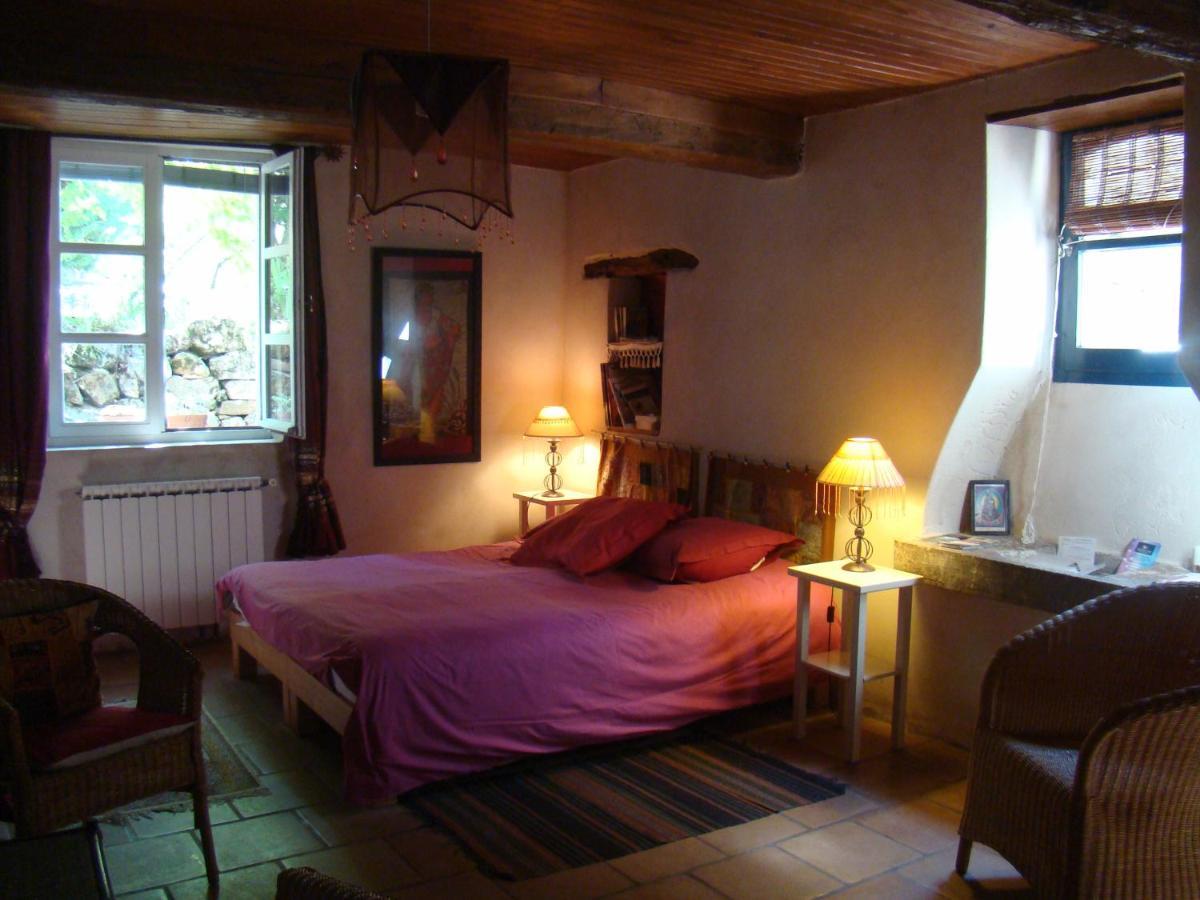 Mas Des Nabieres Bed & Breakfast Saint-Martial  Eksteriør bilde
